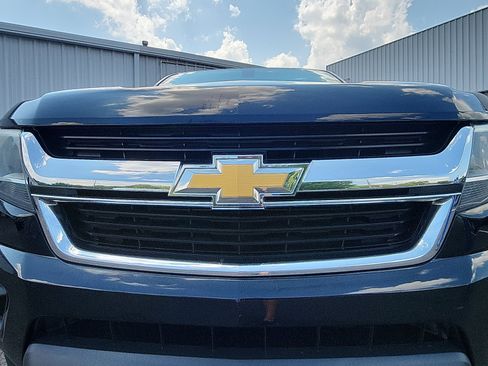 Used 2019 Chevrolet Colorado LT AWD/4WD image 14