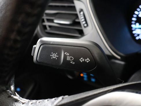 Used 2021 Ford Escape SE w/ SE Sport Appearance Package image 36