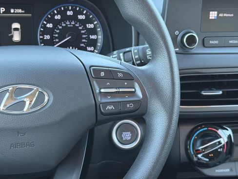 Used 2023 Hyundai Kona SEL image 13