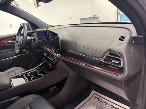 Used 2025 Chevrolet Traverse Z71 image 38