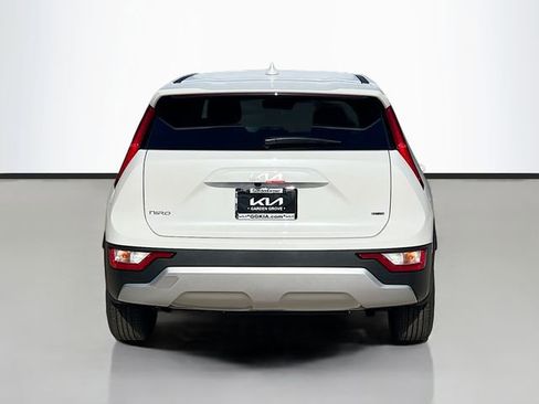 New 2026 Kia Niro LX FWD image 6