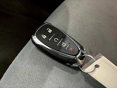 Used 2018 Chevrolet Malibu LT w/ Driver Confidence Package image 16