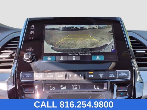 Used 2023 Honda Odyssey Touring image 15