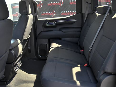 Used 2024 Chevrolet Silverado 1500 LT w/ Protection Package AWD/4WD image 32