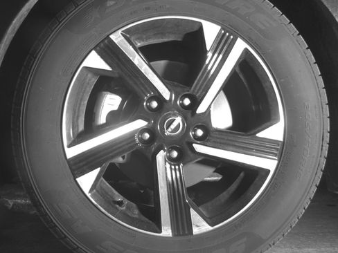 Used 2025 Nissan Sentra SV FWD image 15