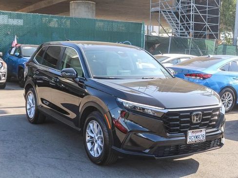 Used 2023 Honda CR-V EX image 3