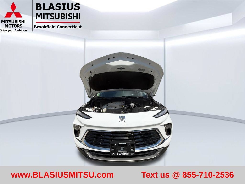 Used 2024 Buick Encore GX Preferred FWD image 46