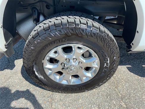 Used 2022 RAM 2500 Laramie image 10