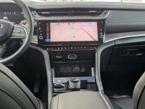 New 2026 Jeep Grand Cherokee Limited image 26