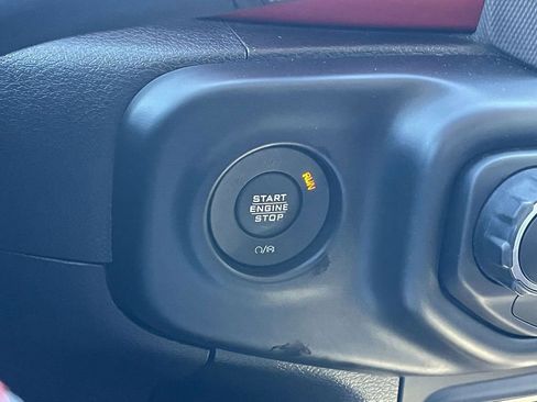 Certified 2020 Jeep Gladiator Rubicon image 32