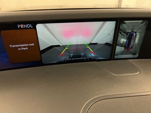 Used 2025 Lincoln Nautilus Premier w/ Equipment Group 102A image 14