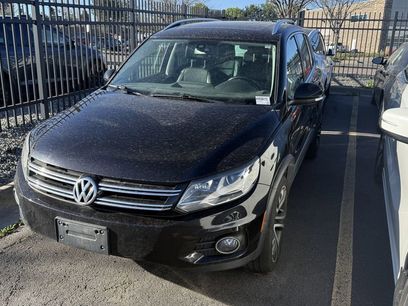 Used 2017 Volkswagen Tiguan SEL