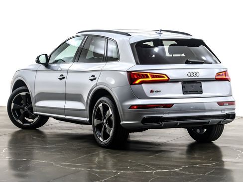 Used 2020 Audi SQ5 Premium Plus w/ Premium Plus Package image 12
