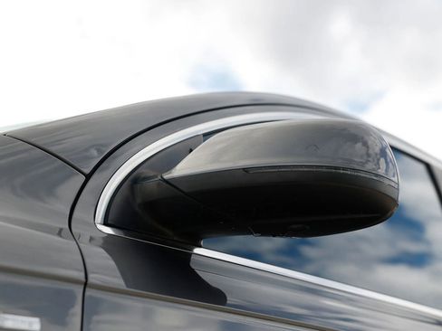 Used 2010 Audi Q7 3.6 Premium image 31