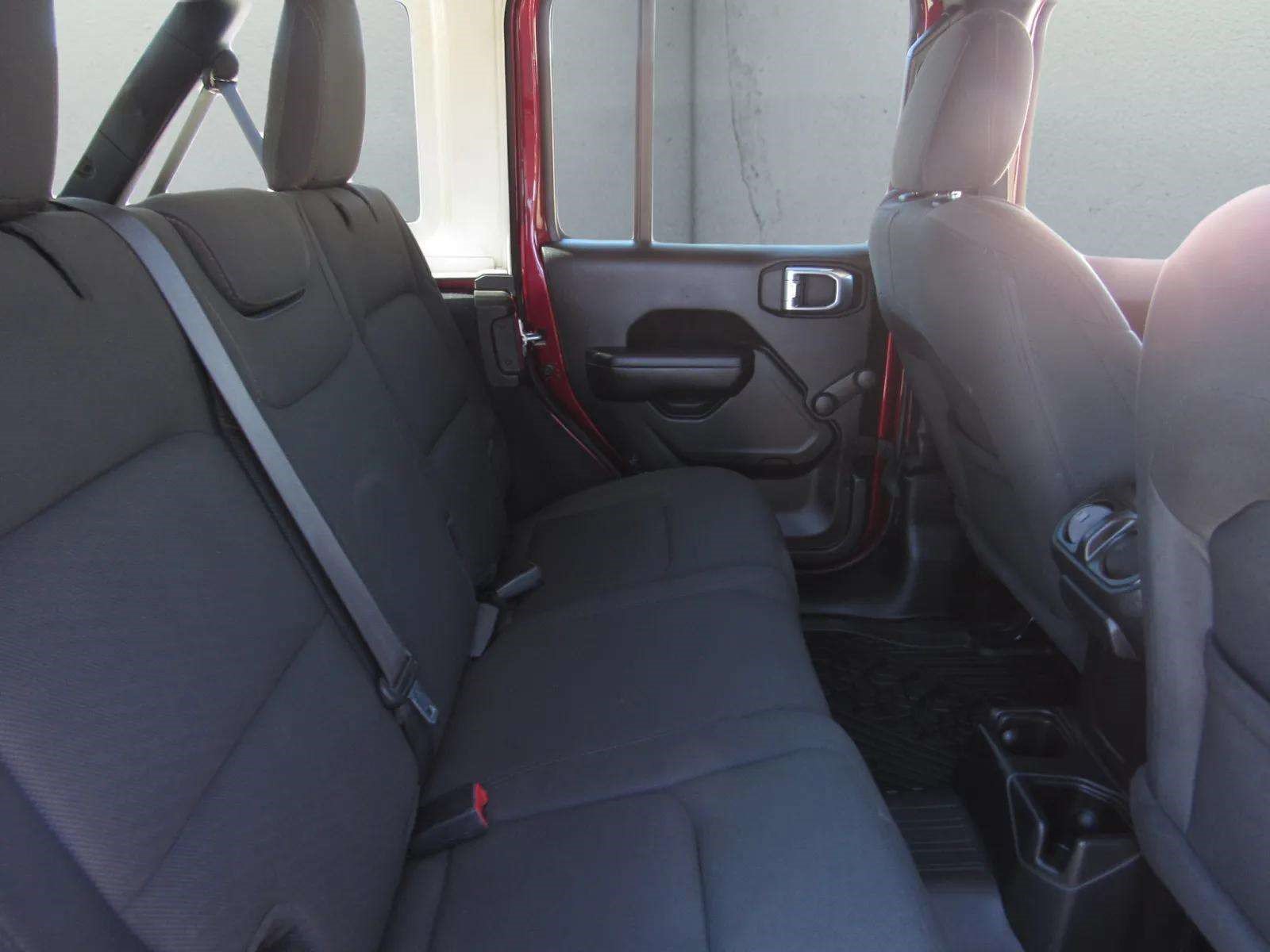 Used 2021 Jeep Wrangler Unlimited Sport AWD/4WD image 11
