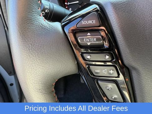 Used 2025 Nissan Frontier PRO-4X w/ Pro Convenience Package AWD/4WD image 13