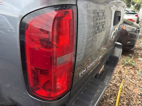 Used 2020 Chevrolet Colorado Z71 RWD image 10