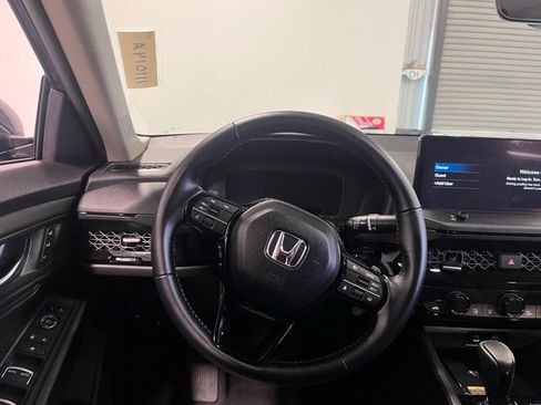 Used 2025 Honda Accord EX-L image 21