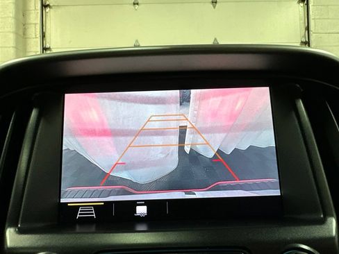 Used 2019 Chevrolet Colorado LT AWD/4WD image 28