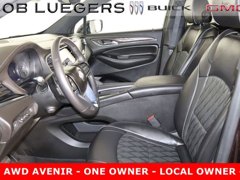 Certified 2023 Buick Enclave Avenir w/ Avenir Technology Package image 10