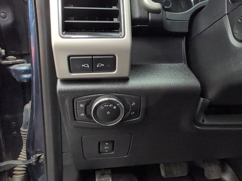 Used 2017 Ford F150 Lariat w/ Equipment Group 502A Luxury image 19