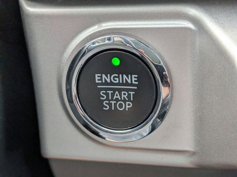 Used 2022 Ford F150 XLT w/ Equipment Group 302A High AWD/4WD image 29