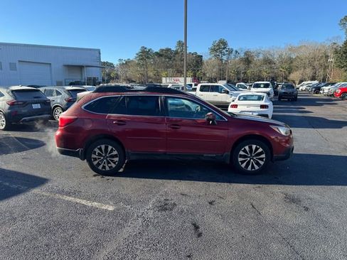 Used 2017 Subaru Outback 3.6R Limited image 9