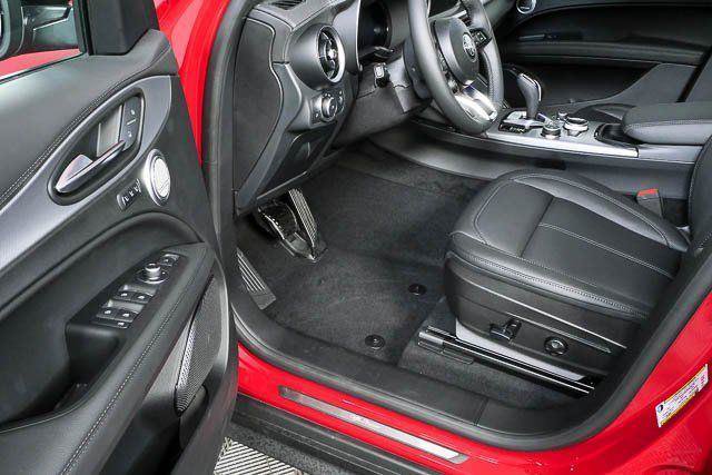 New 2026 Alfa Romeo Stelvio Sprint AWD/4WD image 10