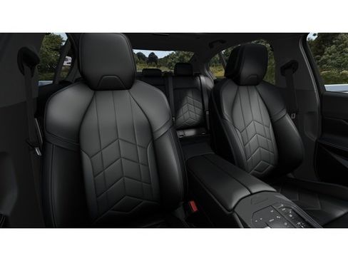 New 2027 BMW 550e xDrive image 11