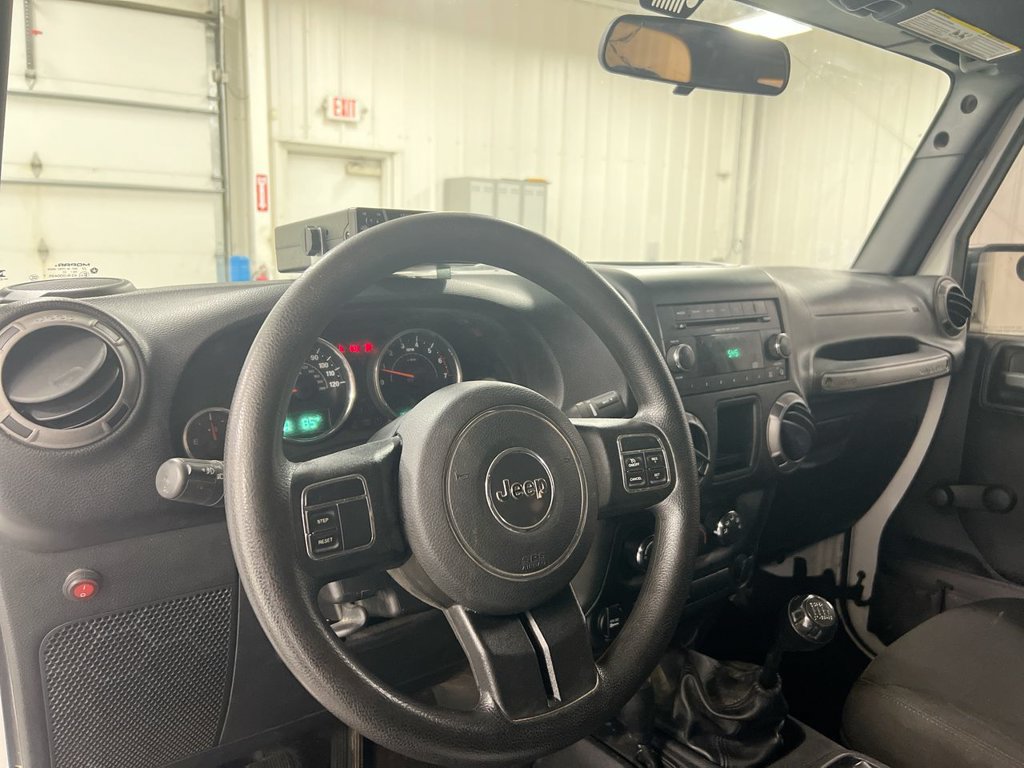 Used 2015 Jeep Wrangler Sport AWD/4WD image 10