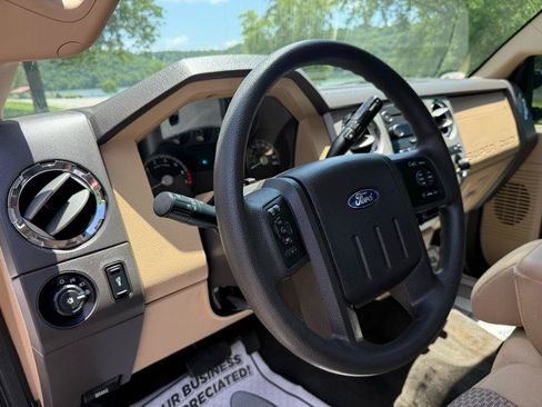 Used 2013 Ford F250 XLT w/ XLT Interior Pkg AWD/4WD image 15