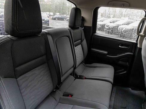 Certified 2024 Nissan Frontier SV w/ Tow Package image 20