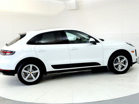 Used 2021 Porsche Macan image 6