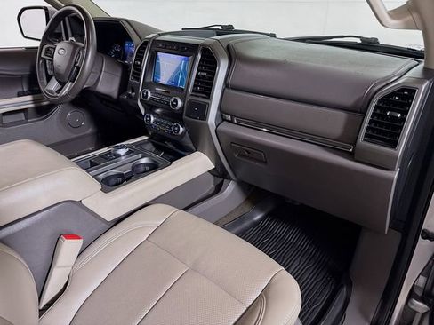 Used 2021 Ford Expedition Max XLT RWD image 30