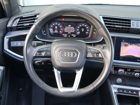 Used 2020 Audi Q3 2.0T Premium Plus AWD/4WD image 17