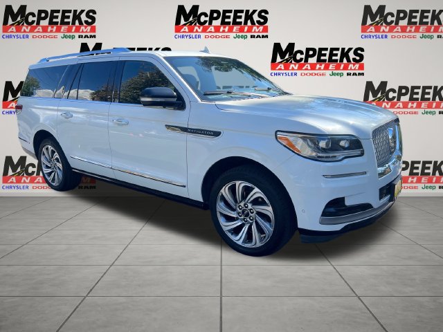 Used 2022 Lincoln Navigator L Reserve AWD/4WD image 7