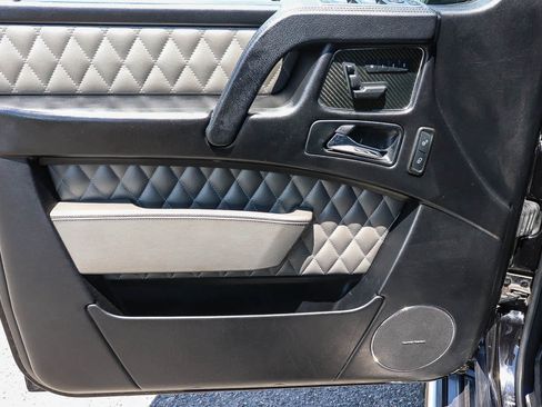 Used 2017 Mercedes-Benz G 63 AMG 4MATIC image 35
