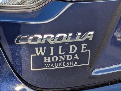 Used 2022 Toyota Corolla LE image 12