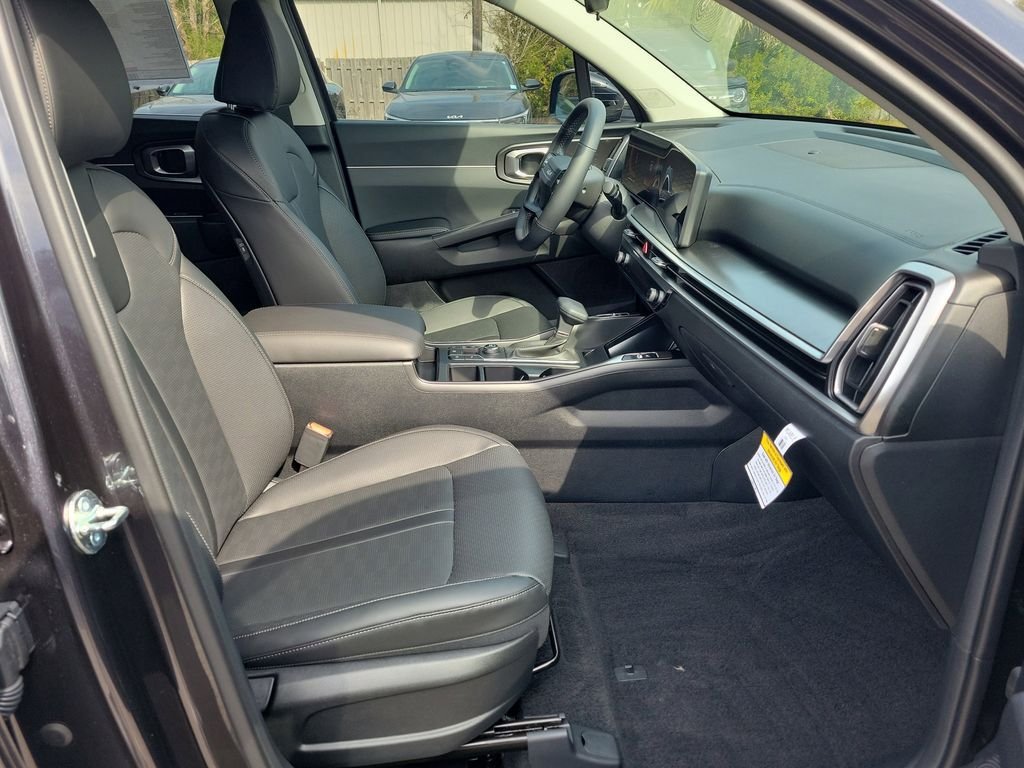 New 2026 Kia Sorento S w/ S Panoramic Sunroof Package FWD image 7