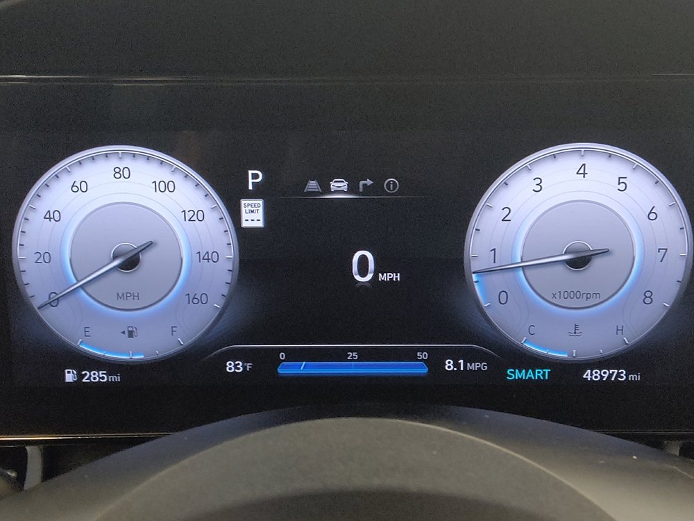 Used 2025 Hyundai Elantra Limited FWD image 23