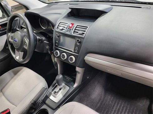 Used 2018 Subaru Forester 2.5i w/ Alloy Wheel Package image 17
