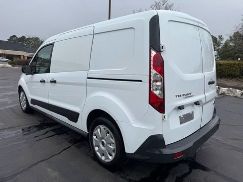 Used 2016 Ford Transit Connect XLT image 3