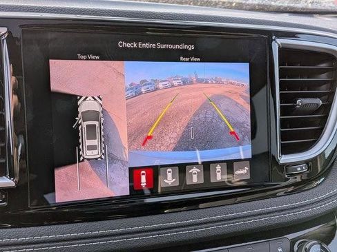 New 2026 Chrysler Pacifica Select AWD/4WD image 21