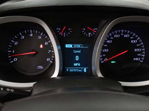 Used 2017 Chevrolet Equinox Premier w/ Enhanced Convenience Package AWD/4WD image 7