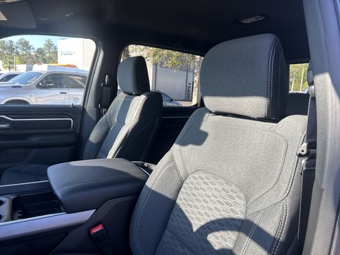 New 2026 RAM 1500 4x4 Crew Cab image 14