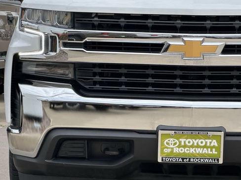 Used 2021 Chevrolet Silverado 1500 LT AWD/4WD image 8