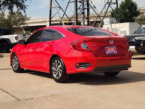 Used 2016 Honda Civic EX image 4