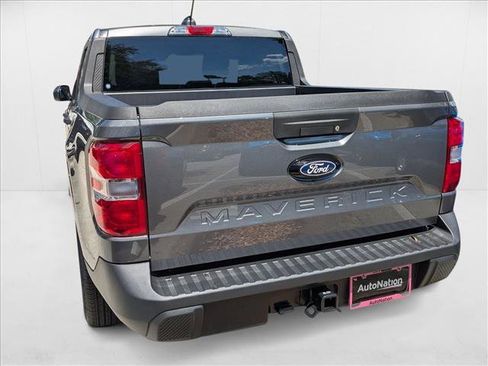 New 2025 Ford Maverick XL image 9