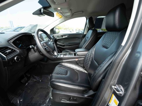 Used 2024 Ford Edge Titanium AWD/4WD image 9