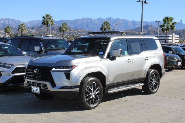 Certified 2025 Lexus GX 550 w/ Accessory Package (31) AWD/4WD image 3